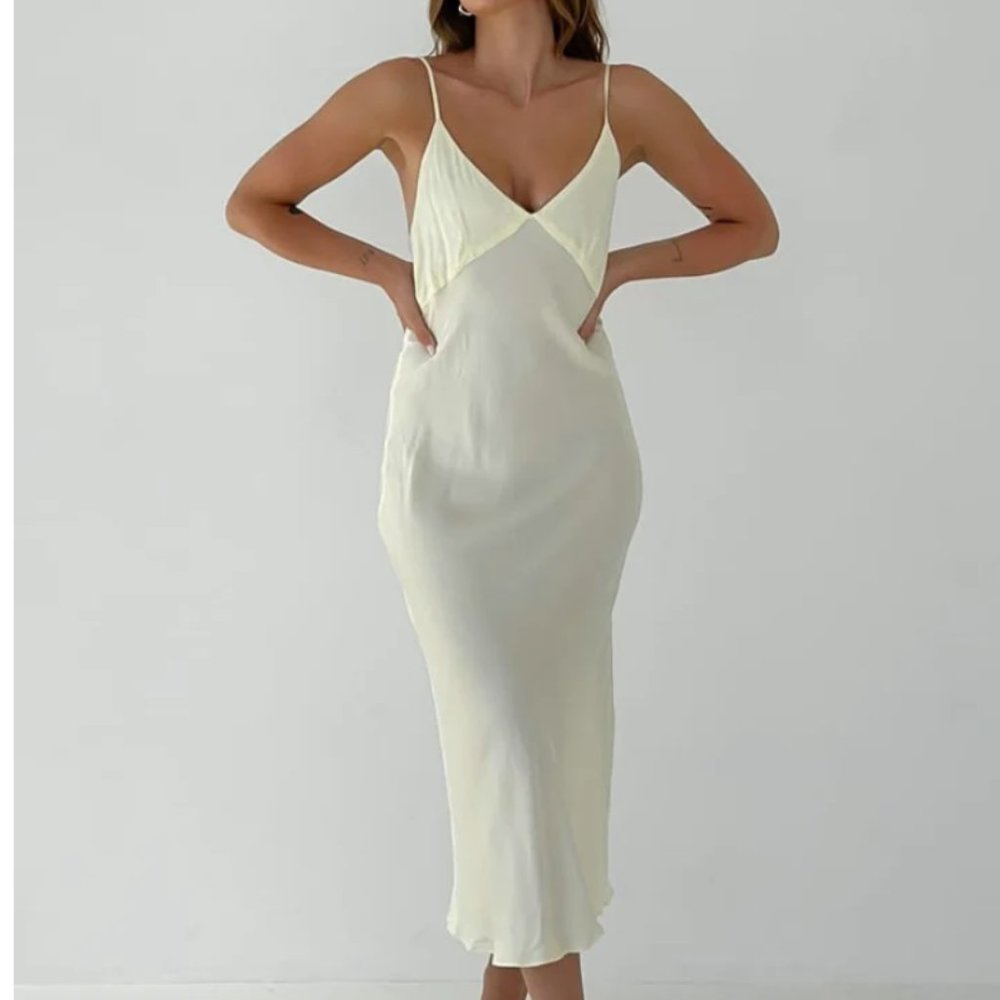Rumored Riviera Midi Dress Buttermilk